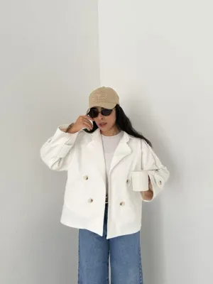 کت وایت : کت کوتاه زنانه شیک